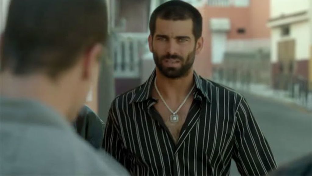 El hermano de Sara pertenece a un grupo neonazi