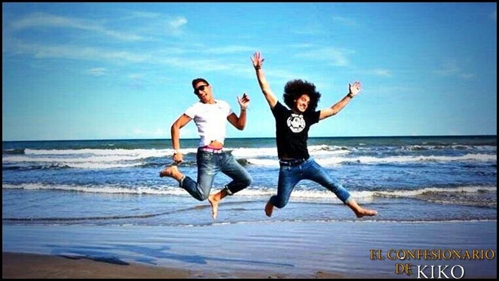 Los grandes hermanos, al desnudo