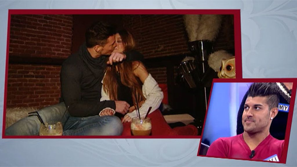 El primer beso en el trono