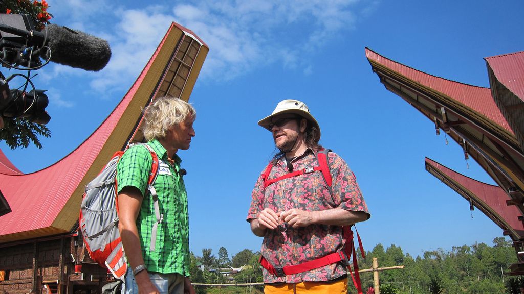 Segura y Calleja se adentran en la isla de Sulawesi (Indonesia)