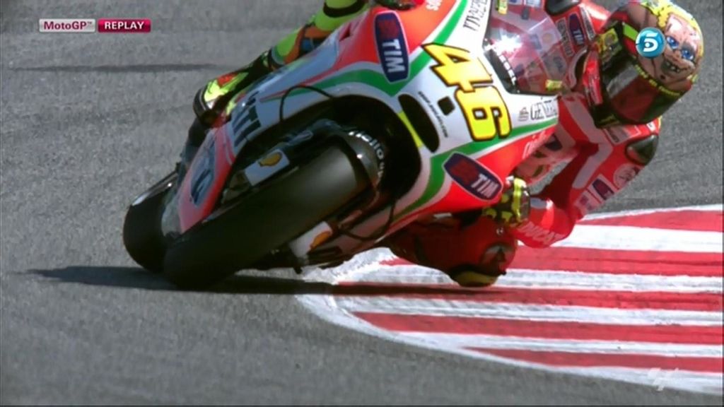 Así toma las curvas 'Il Dottore'