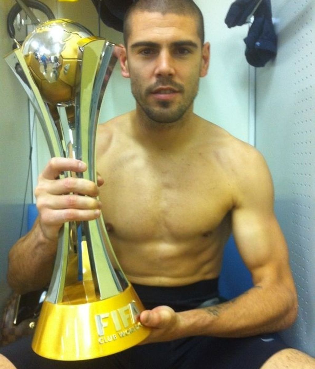 Victor Valdés dedica la copa a su afición