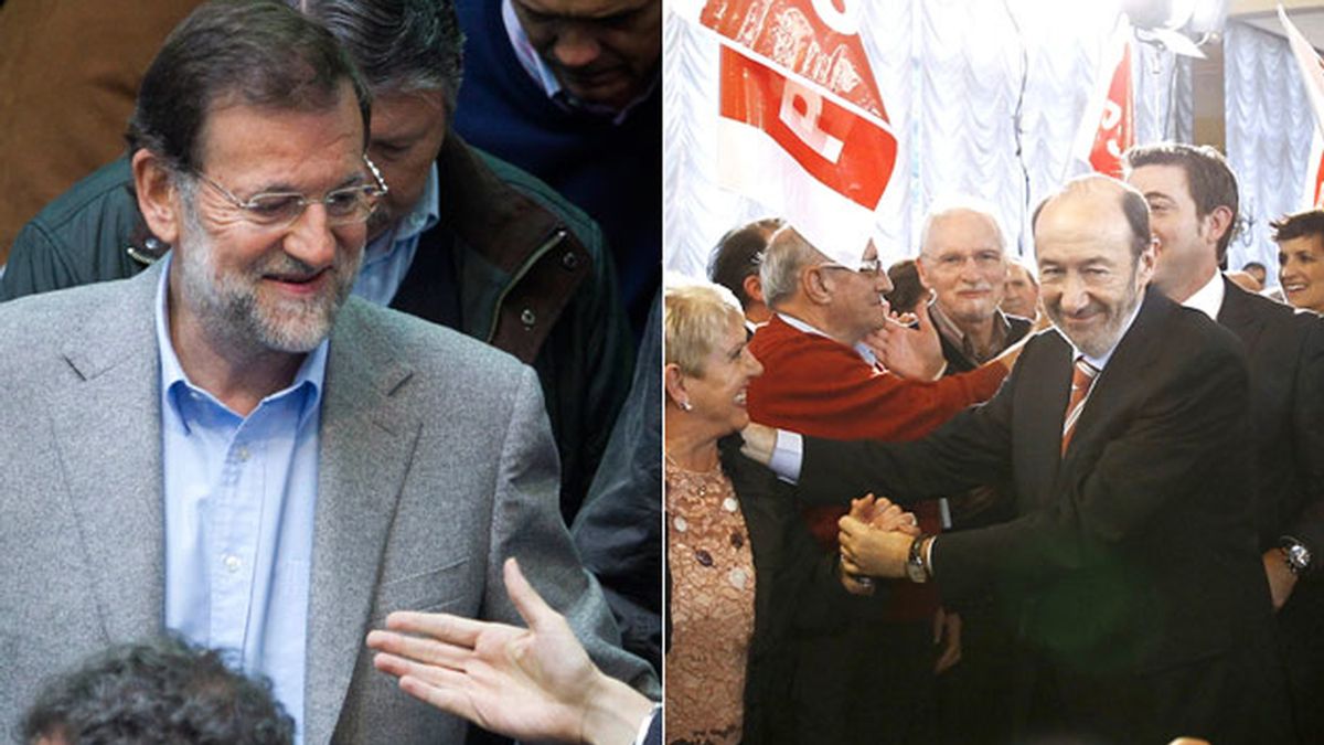 Alfredo Pérez Rubalcaba y Mariano Rajoy durante varios mítines