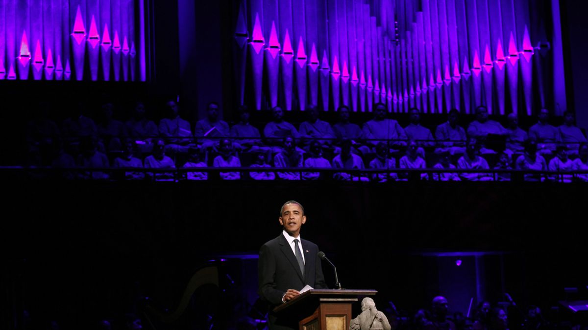 El homenaje a las víctimas concluye con un discurso de Obama en el Centro Kennedy