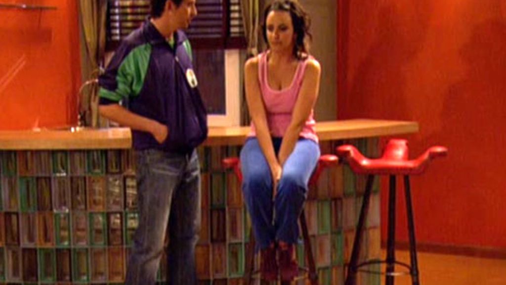 Paz llora al tener que irse de su piso Paz llora al tener que irse de su piso