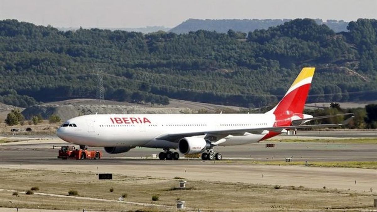 Iberia abre la negociación con sindicatos para el ERE voluntario, que afectará hasta 1.581 trabajadores