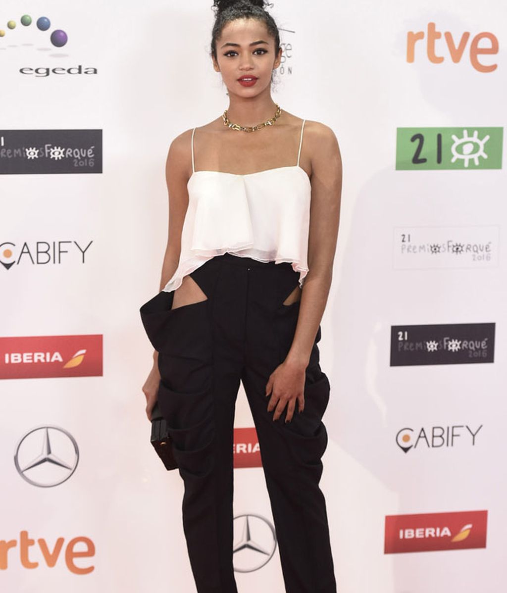 Berta Vázquez con pantalón y estilo 'casual'