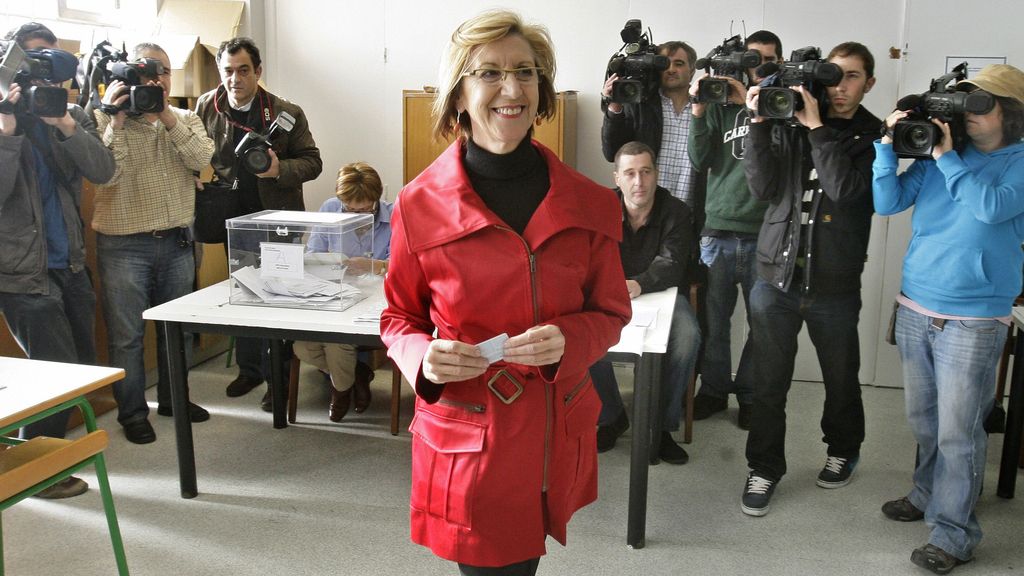 Rosa Díez acude a votar