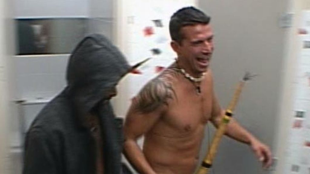 Arturo se calza la 'koteka'