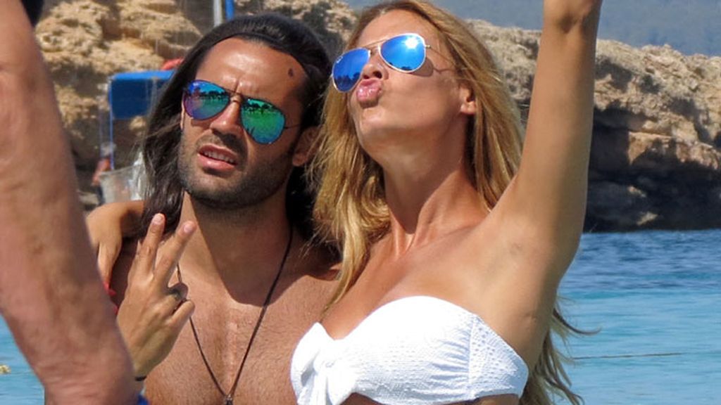 Elisabeth Reyes y Sergio Sánchez, luna de miel en Ibiza