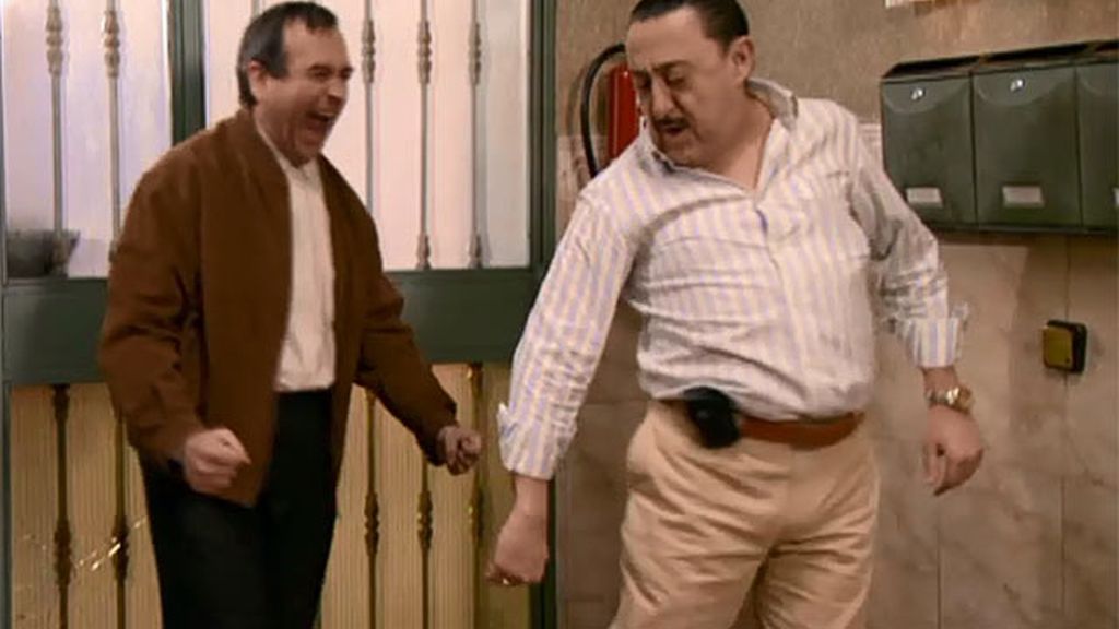 Todo el barrio quiere hacerse con el testamento