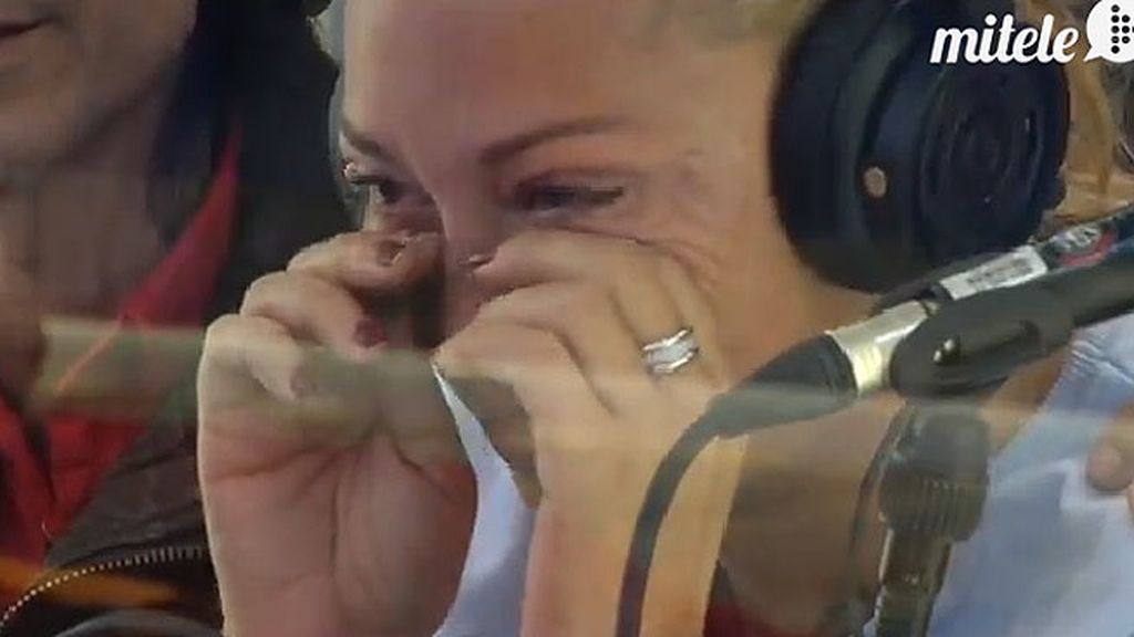 Echa de menos a su novio y a su hija