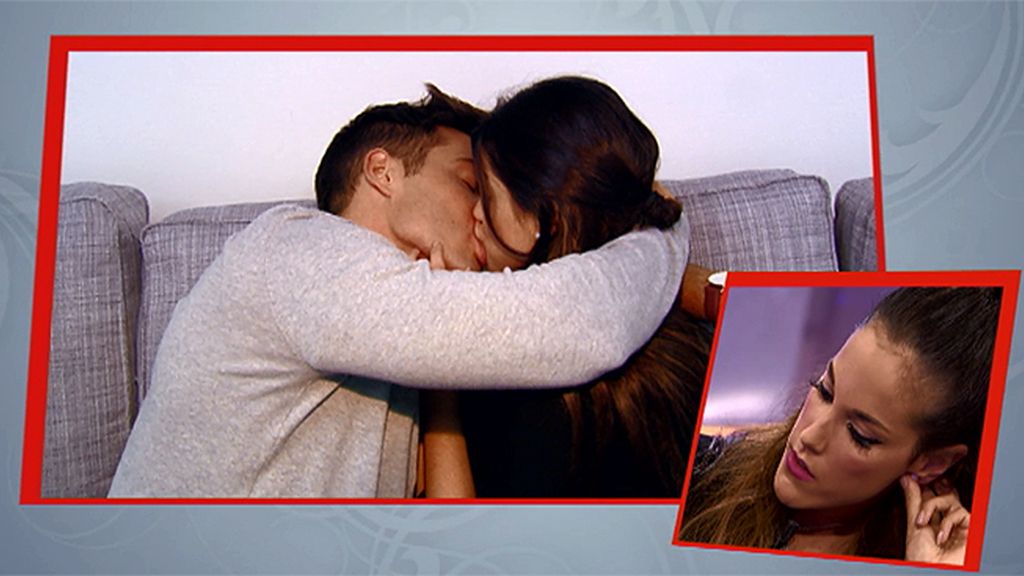 Marina: "Me ha dado un pedazo de beso que me ha encantado"