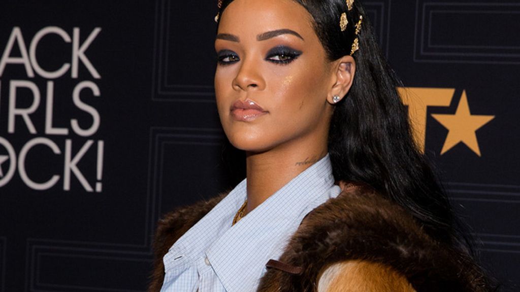 Las lágrimas de Rihanna en una camiseta