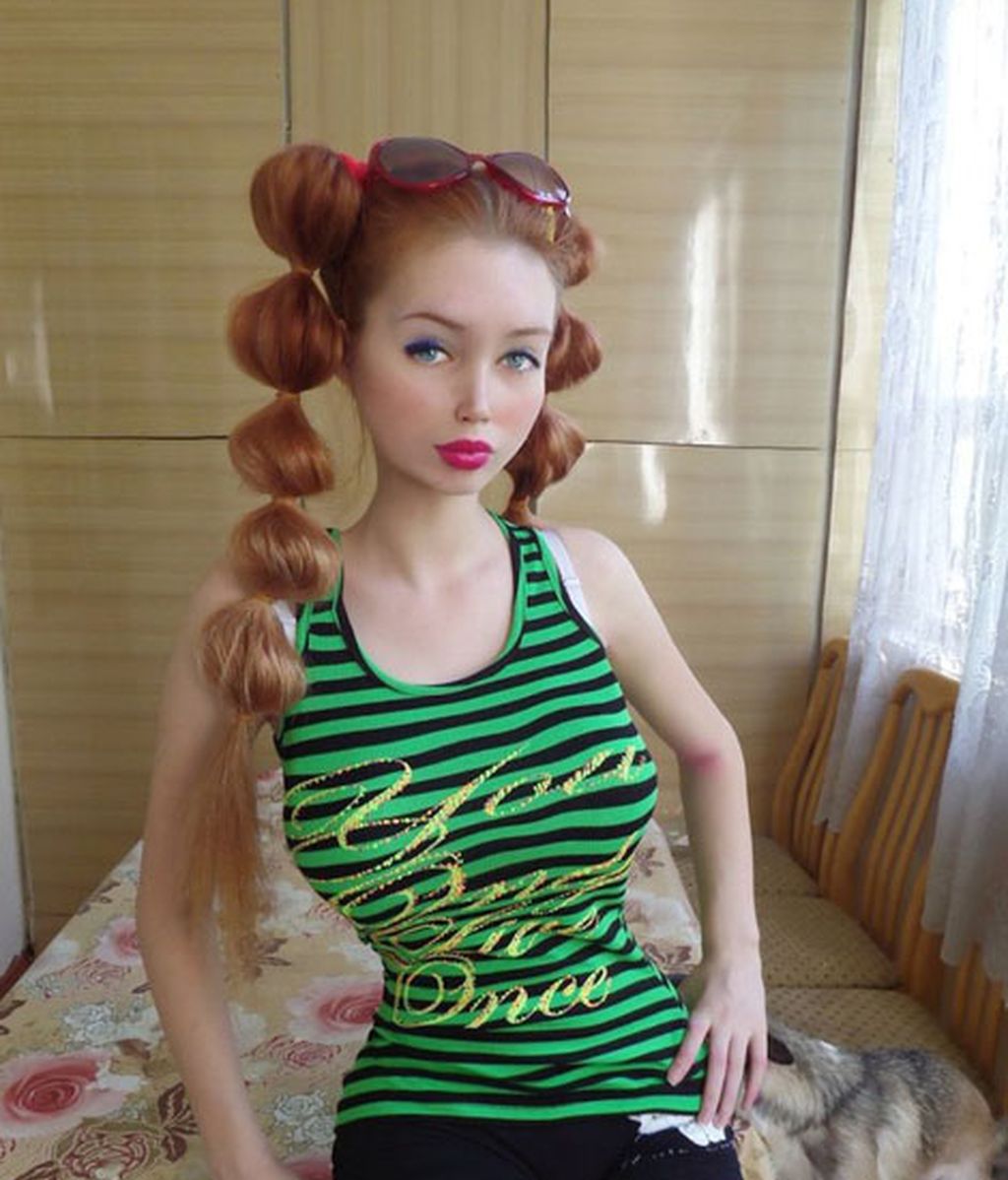 Barbie humana con solo 16 años