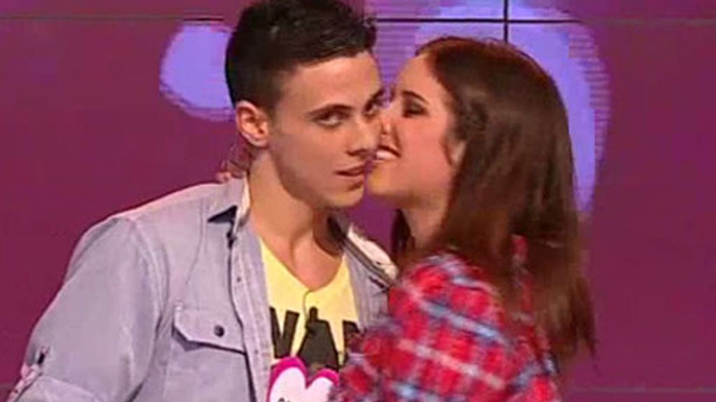 La distancia no importa para Sara y Cabello