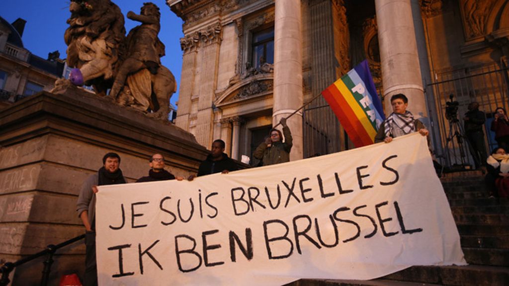 Noche de luto tras los atentados de Bruselas
