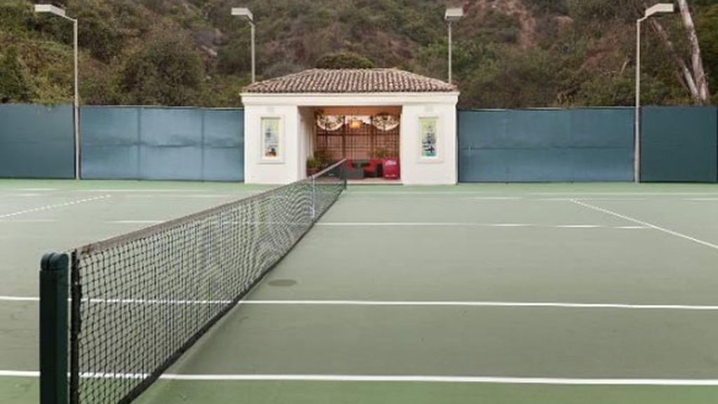 Sharon Stone vuelve a intentar vender su casa en Beverly Hills