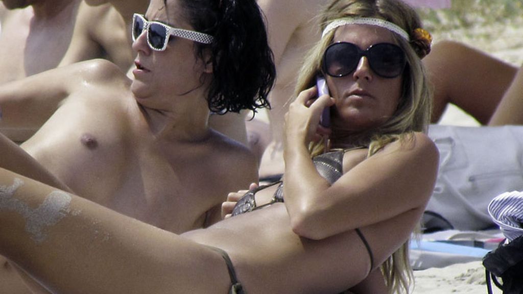 Natalia Álvarez, ex de Rafi Camino, en Ibiza sin su hijo