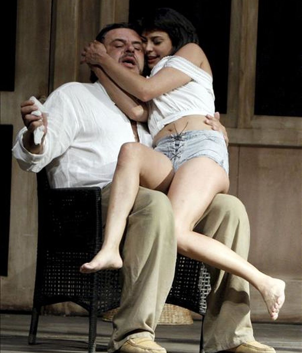 Ataque de un admirador a Sara Casasnovas