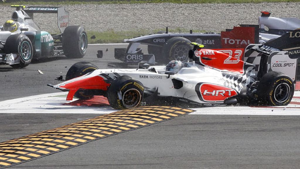 Cinco coches implicados en un accidente