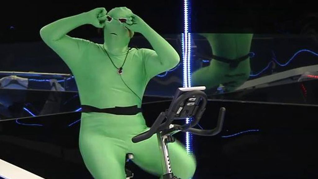 Presume de su disfraz de "marciano"