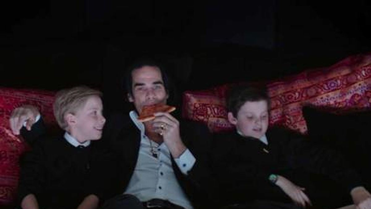 Nick Cave con sus hijos, Earl y Arthur