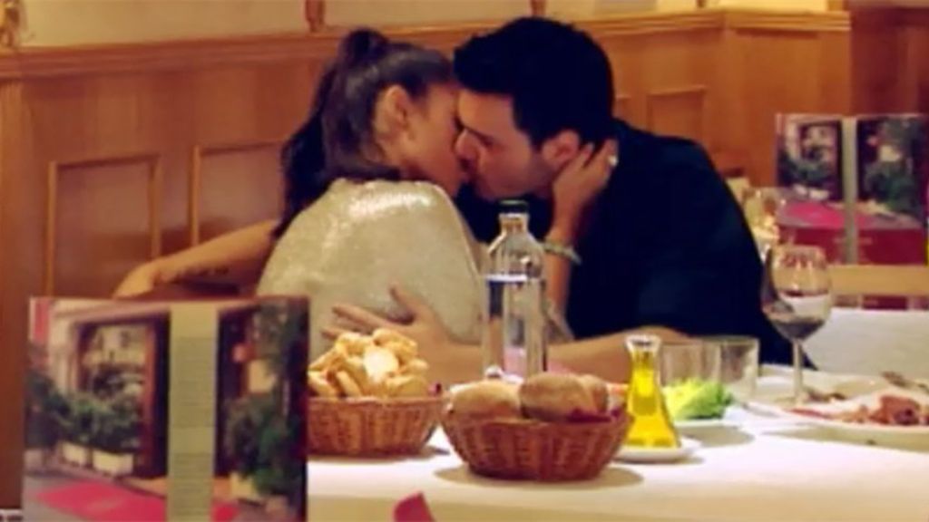 ¡Cristian y Carla se besan!