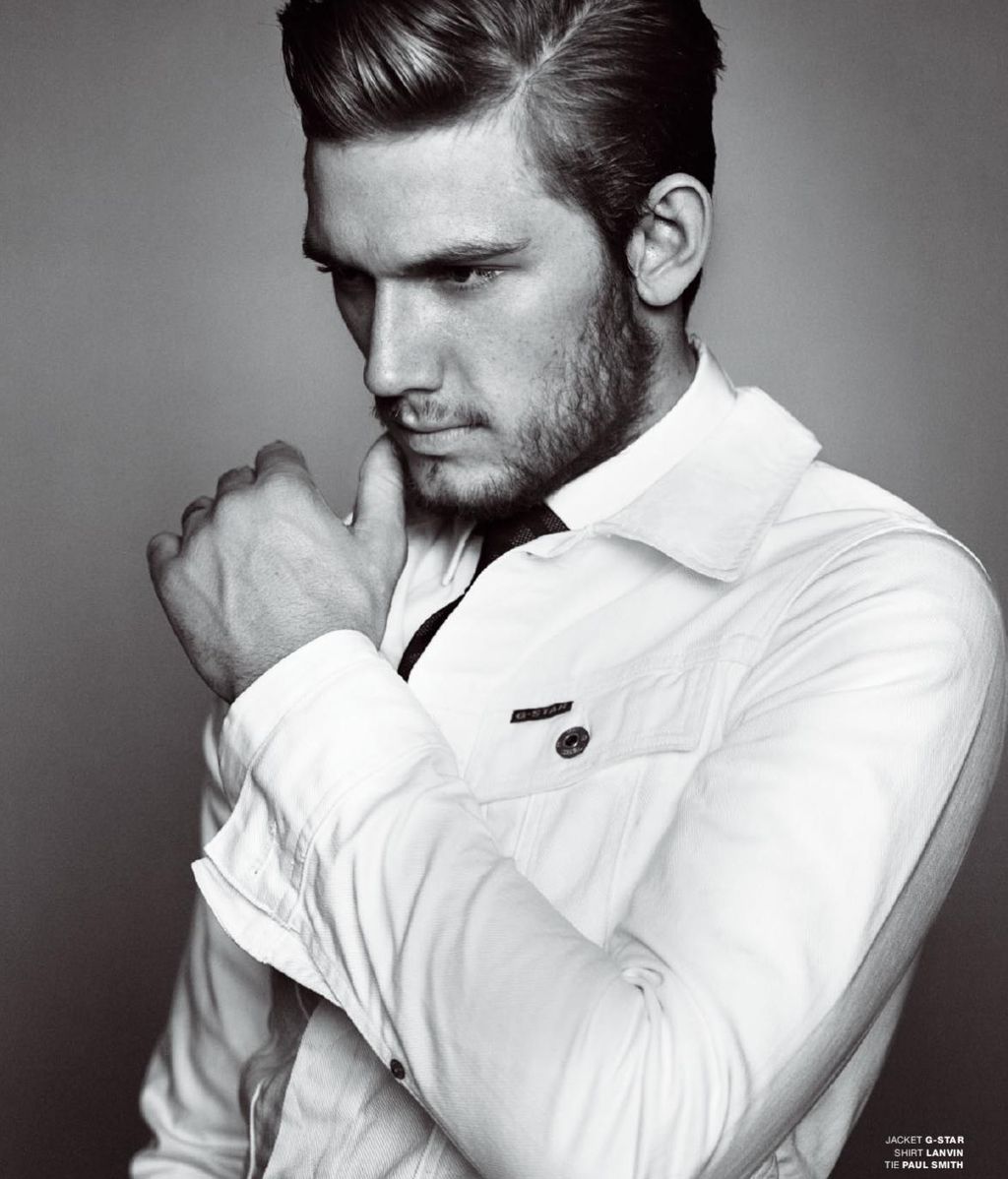 Las Anastasias de Alex Pettyfer