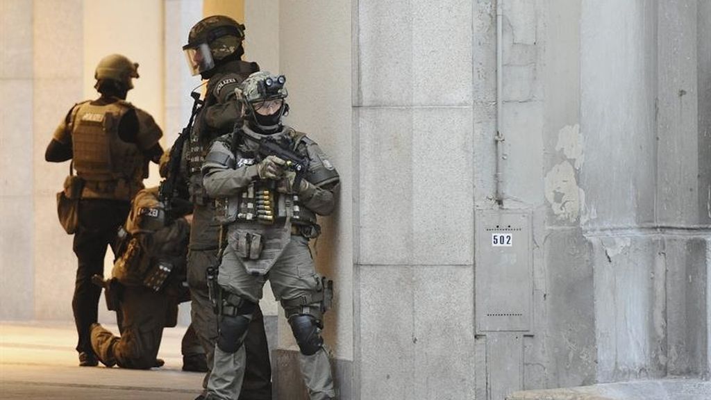 Varios muertos por un tiroteo en un centro comercial de Múnich