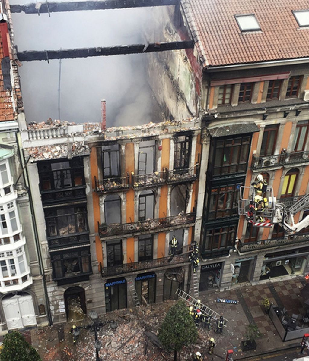 Así ha quedado el edificio emblemático incendiado en Oviedo