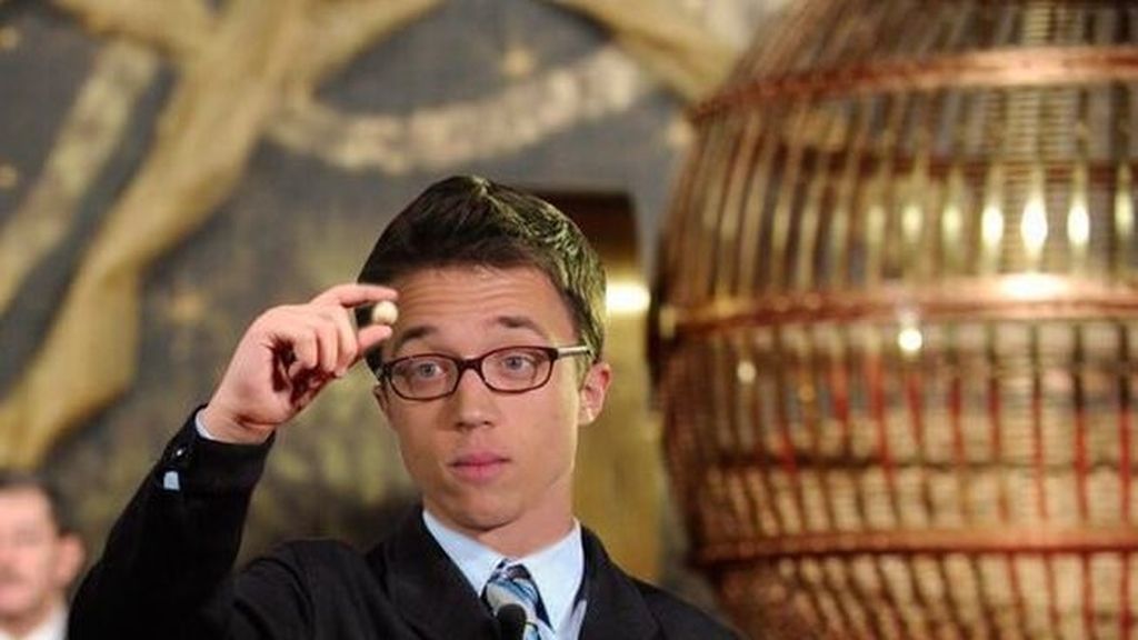 A los internautas, humor no les falta