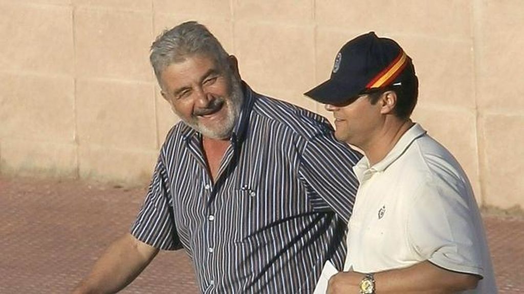 El narcotraficante gallego Laureano Oubiña a su salida de la cárcel tras pasar más de 20 años en la cárcel.