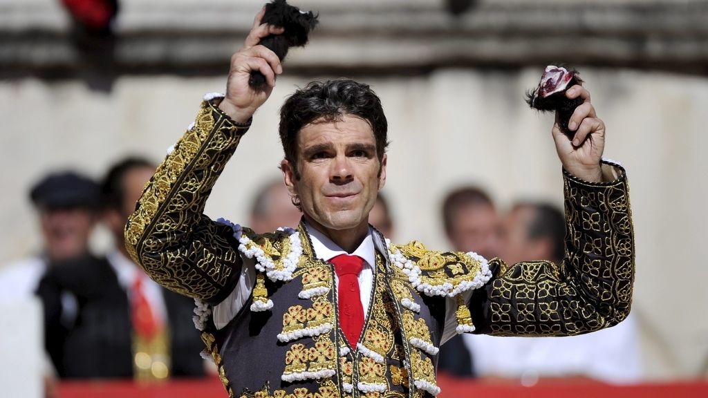 José Tomás triunfa en Nimes