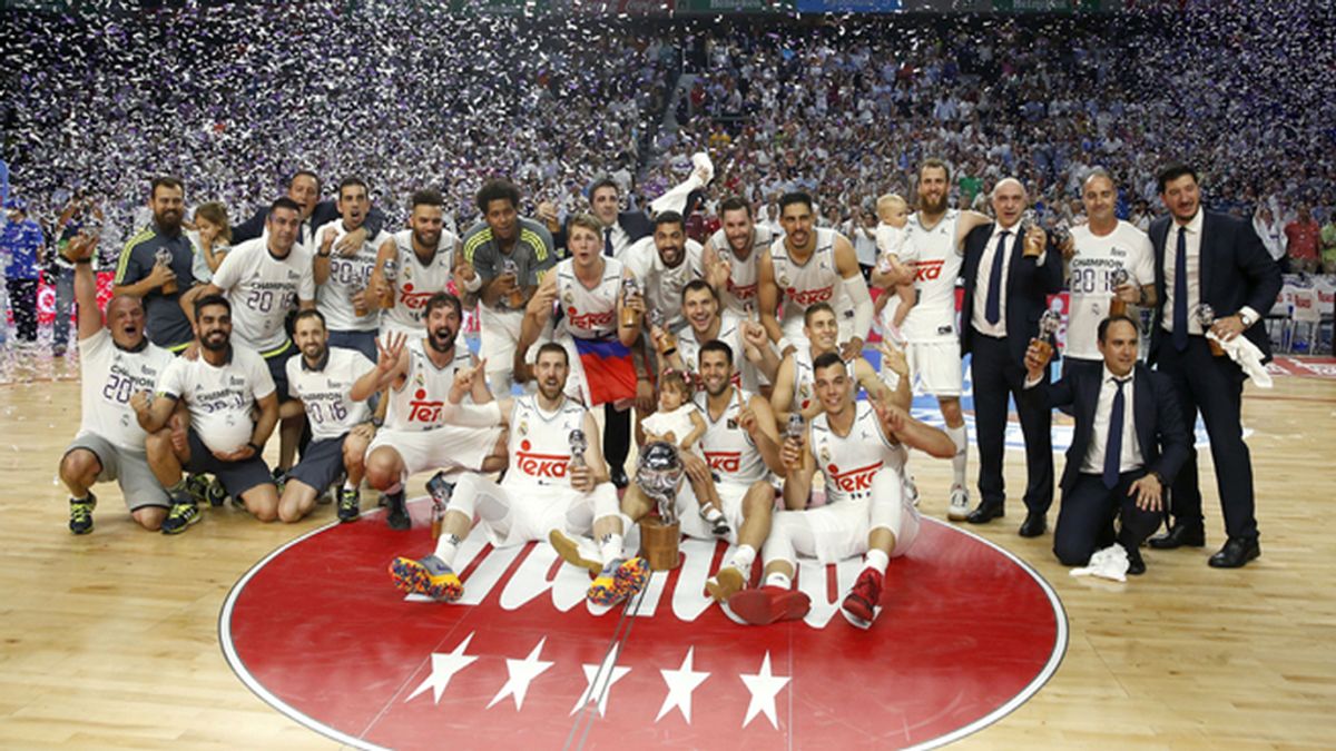 El Real Madrid se proclama campeón de Liga Endesa tras derrotar al FC Barcelona