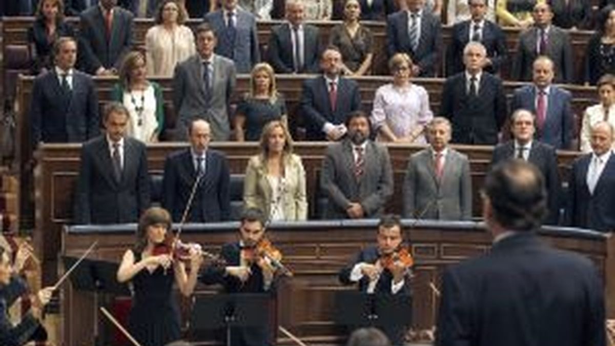 Música para las víctimas. Foto: EFE. Música para las víctimas. Foto: EFE.