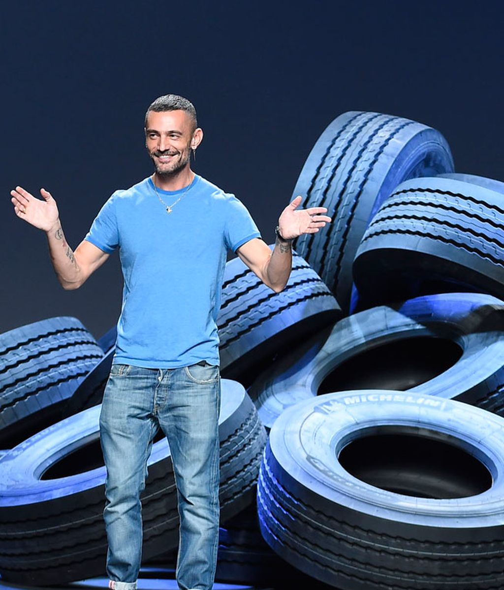 Bimba abrió y cerró el desfile del malagueño