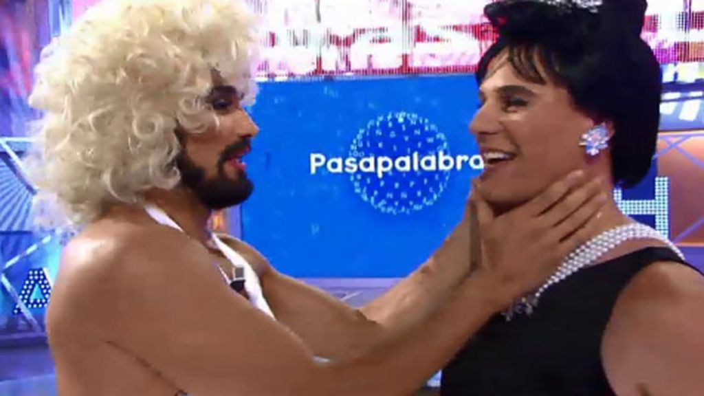 Audrey Hepburn y Marilyn Monroe en acción