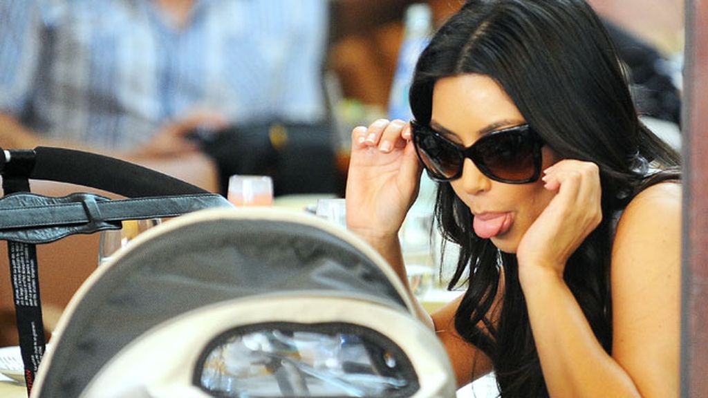 Kim Kardashian bebe