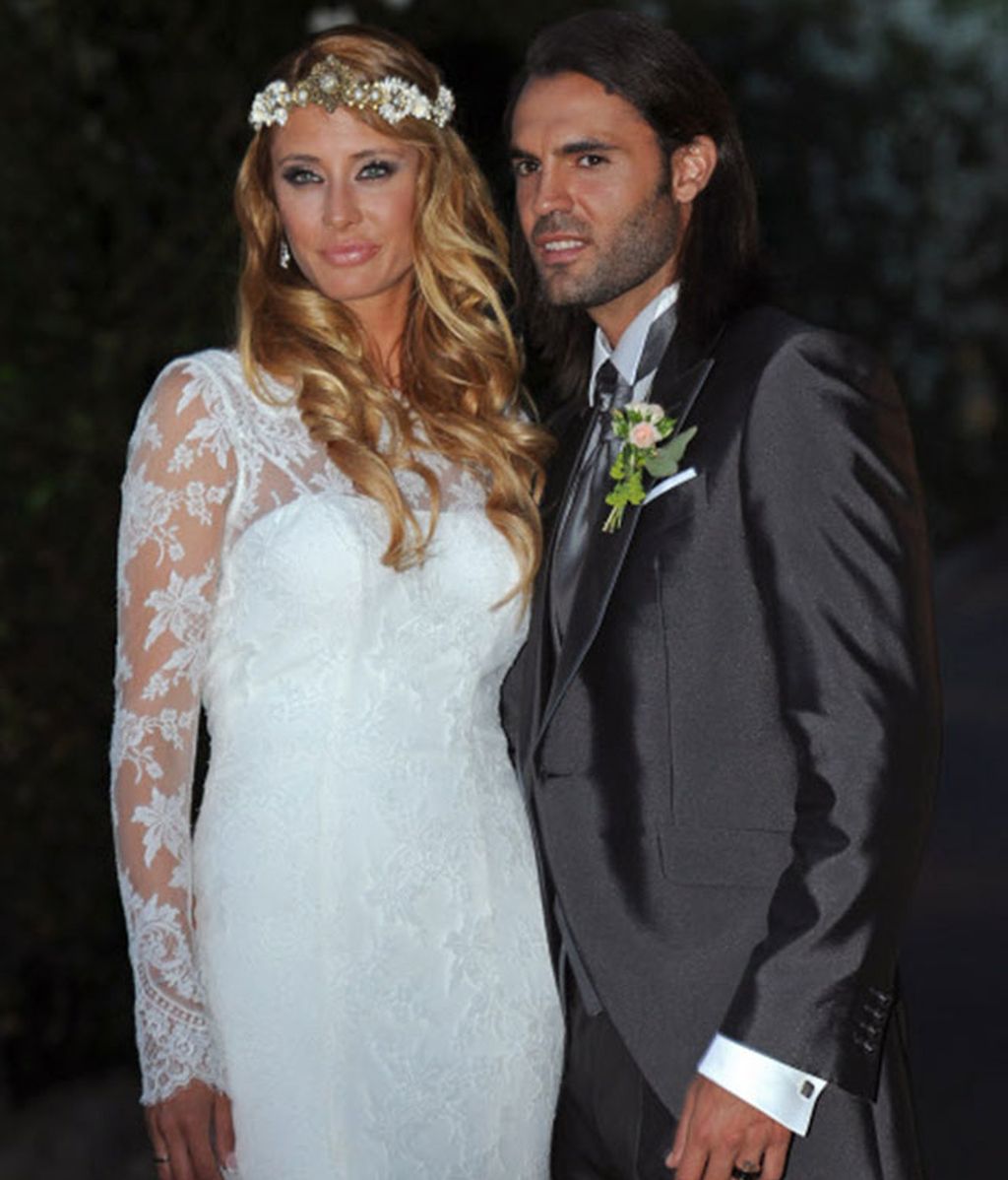 Cinco celebs, cinco estilos diferentes para llevar el accesorio de novia de tendencia: la corona de flores