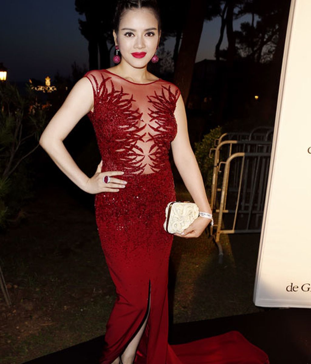 Escotazos y transparencias: armas de mujer en la fiesta de las joyas Grisogono en Cannes