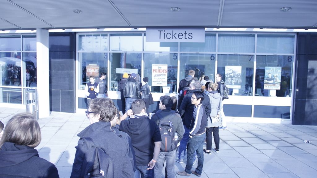 ‘Galería de fotos del ambientazo que hay en el evento, dentro y fuera del estadio.’