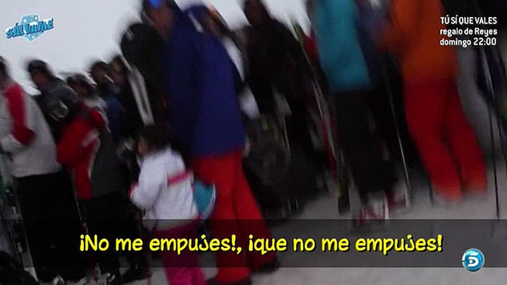 Un fotógrafo asegura haber sido agredido por el escolta de la Infanta Elena, pero testigos lo desmienten