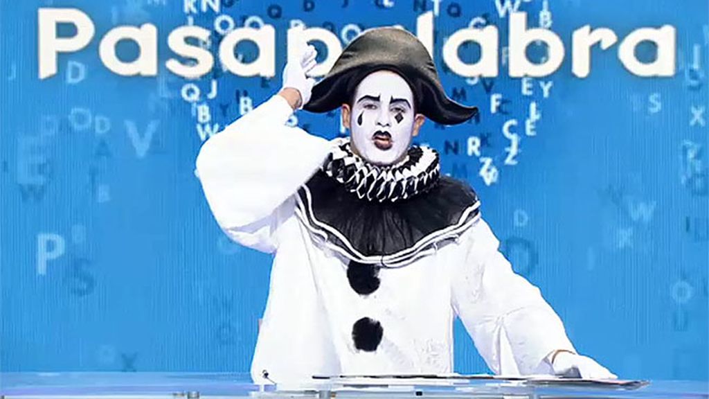 Las chicas de 'Hable con ellas' se han vestido de época