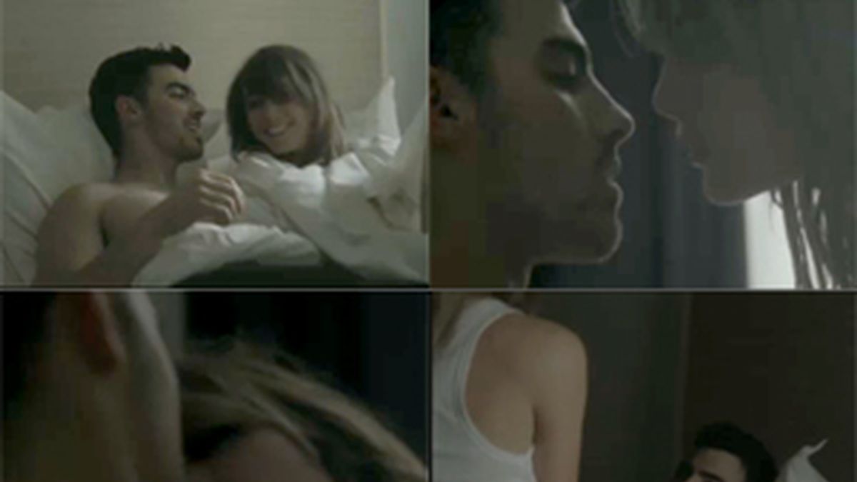 las imágenes del adelanto del videoclip hecho por la MTV.