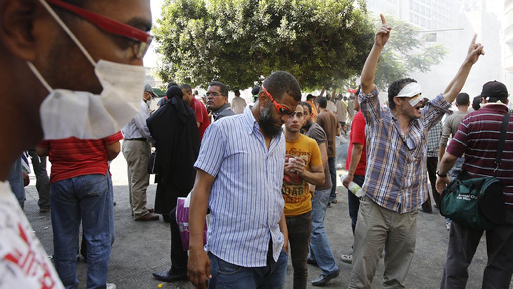Egipto estalla en otra espiral de violencia en el llamado 'Viernes de la Ira'
