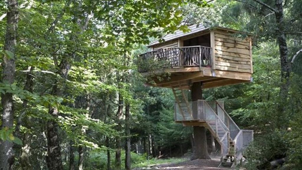 Cabanes als Arbres (Sant Hilari Sacalm, Gerona)