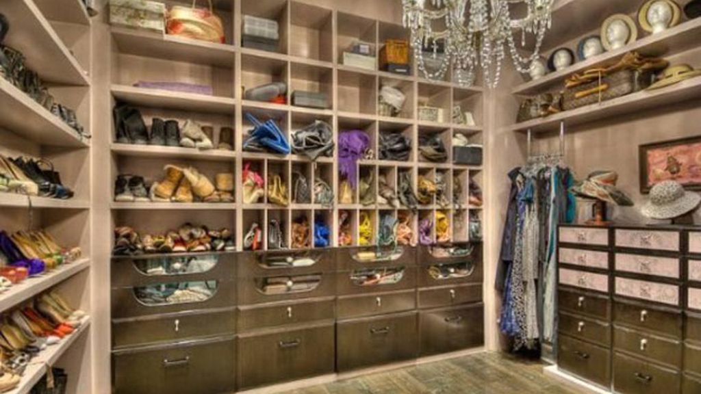 Hilary Duff vende su casa del Lago Toluca