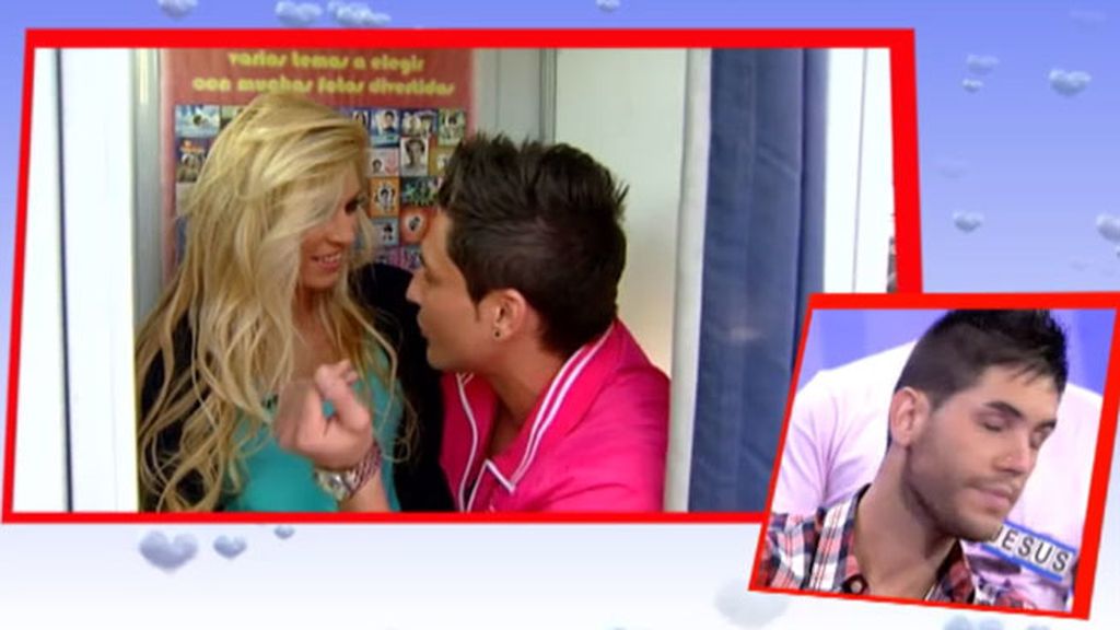 Ainhoa y Victor se besan