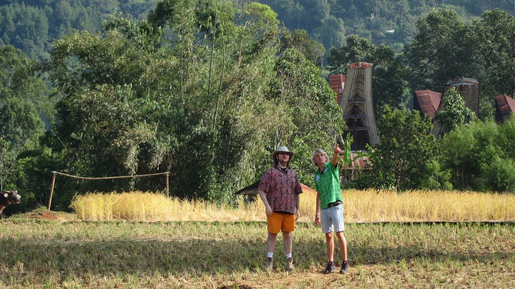 Segura y Calleja se adentran en la isla de Sulawesi (Indonesia)